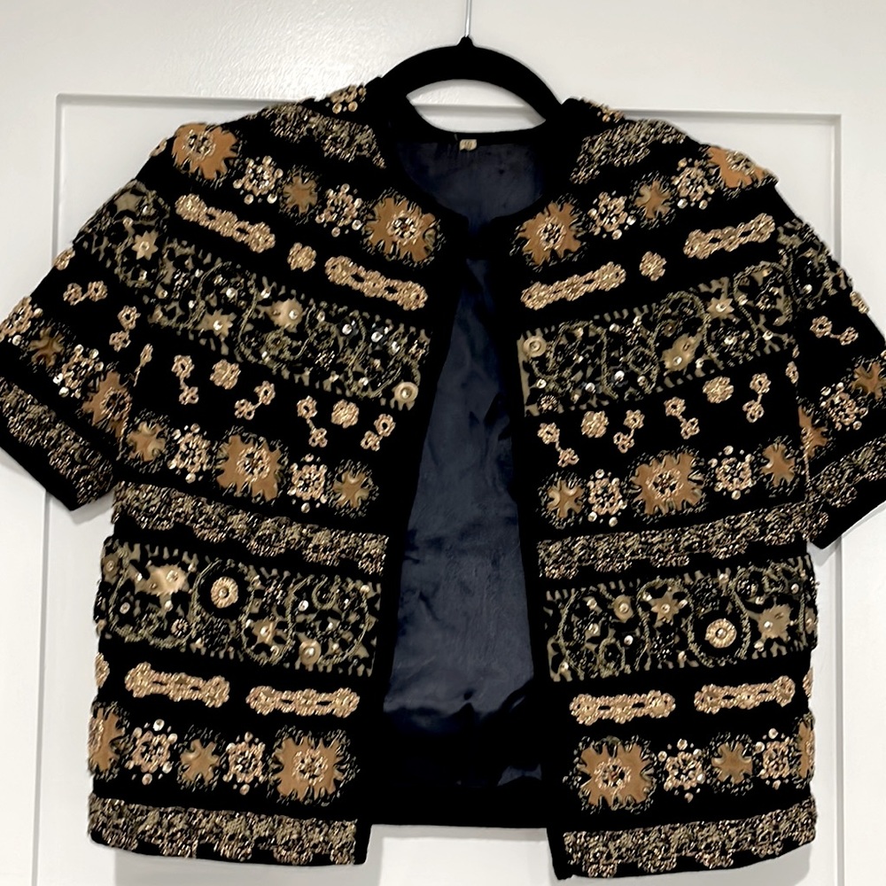 UNIQUE VINTAGE EVENING SHORT JACKET